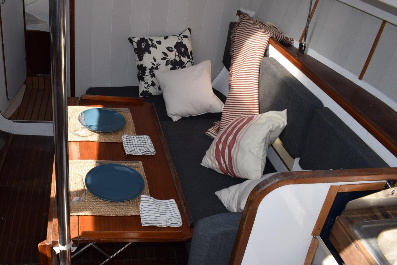Velero En Puerto De Valencia - E&M Boats Hotel Екстериор снимка