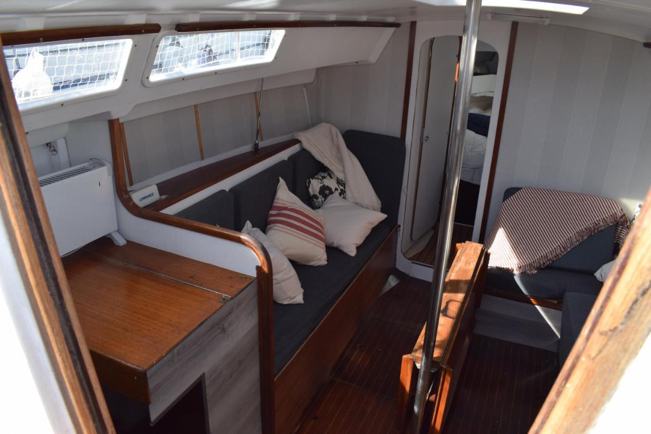 Velero En Puerto De Valencia - E&M Boats Hotel Екстериор снимка